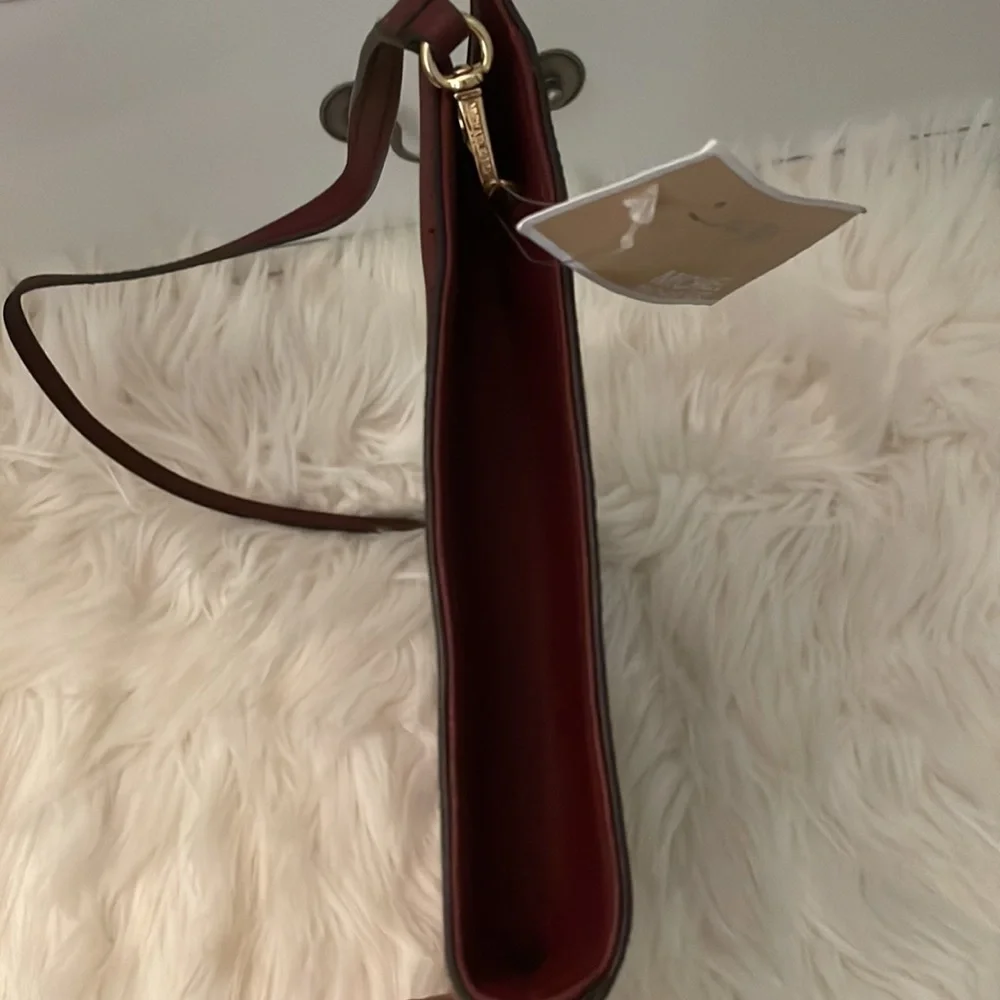 Michael Kors Clutch with strap - Picture 10 of 14